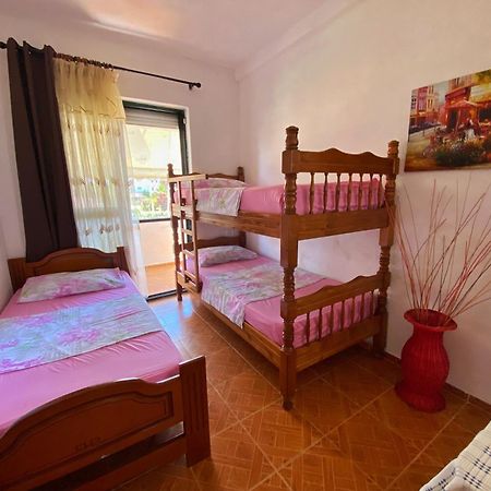 Joni'S Guest House Спиле Екстериор снимка